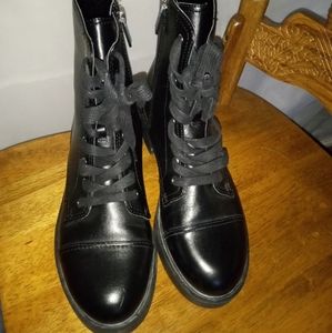 Black Calvin Klein Women's Carson 2 Lace Up Combat Boots. Never worn. Sz 9.